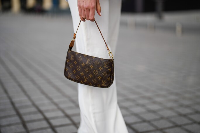 Louis Vuitton Mini Pochette Accessoires